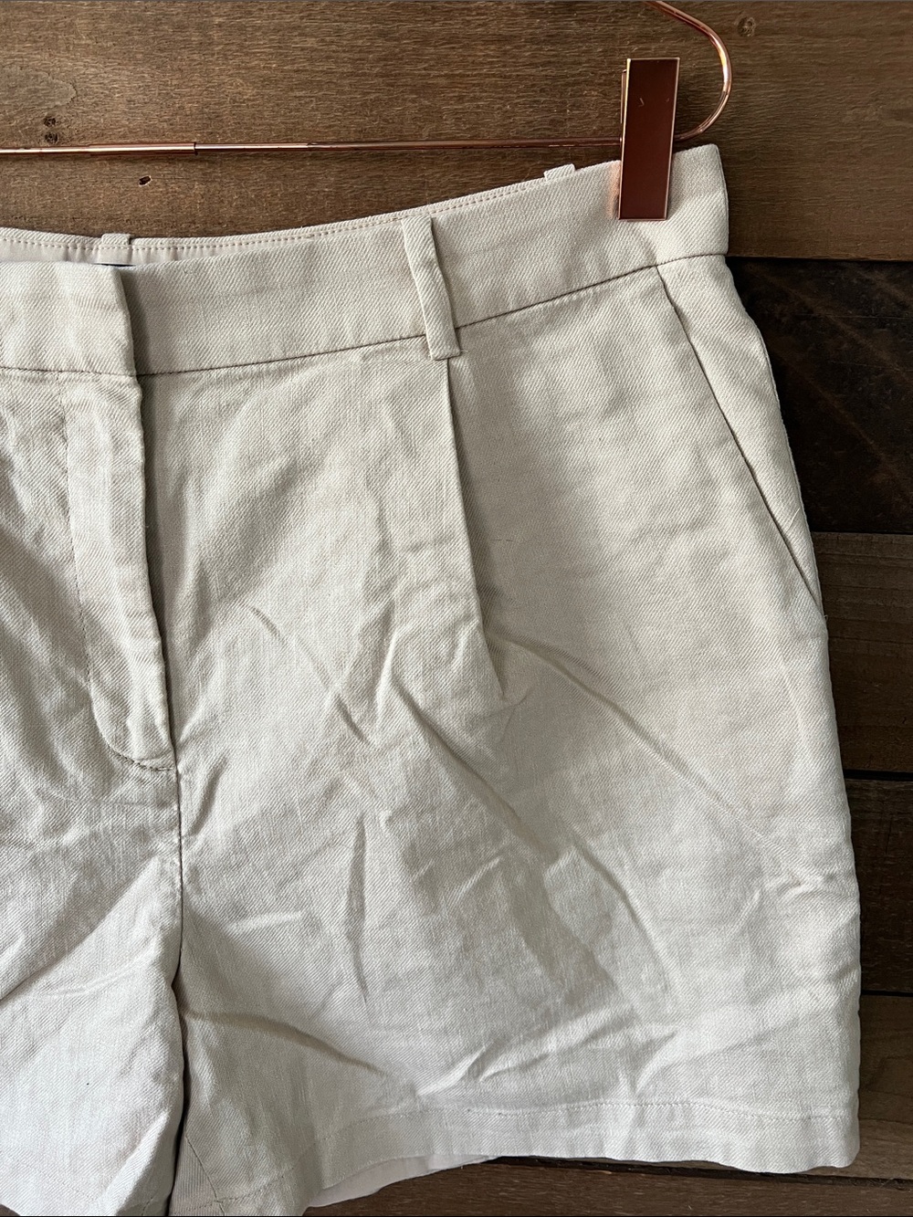 J. Crew Women's Refined Linen-Blend Structured Short in Vintage Sandstone Sz. 12 - Picture 3 of 7